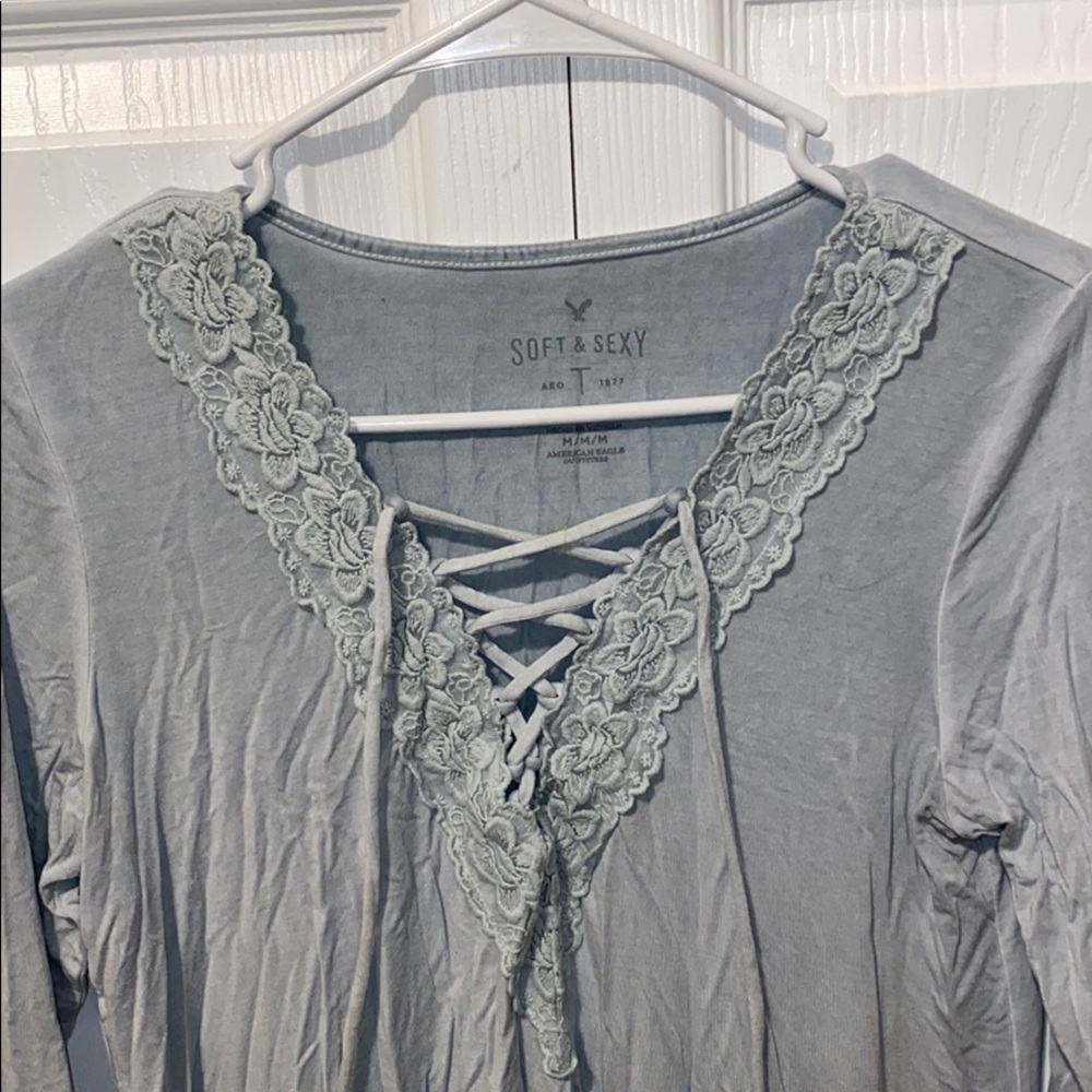 Soft and sexy American eagle T